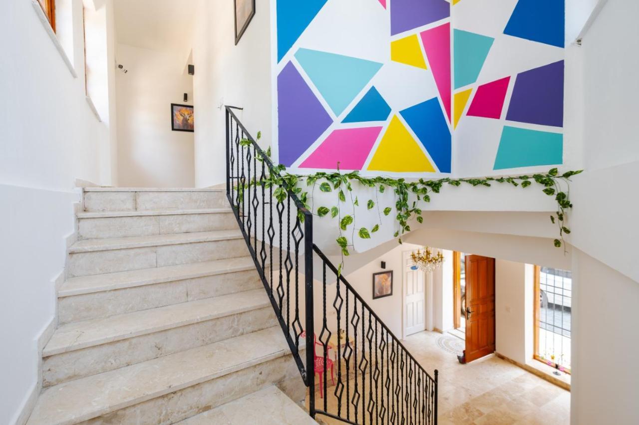 Mel Town Bed and Breakfast Αττάλεια Εξωτερικό φωτογραφία
